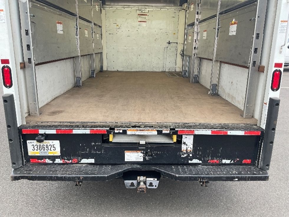 Light Duty Box Truck-Light and Medium Duty Trucks-GMC-2022-Savana G33903-Kent-WA-51,253\n\t\tmiles-$ 32,000 - Image 10