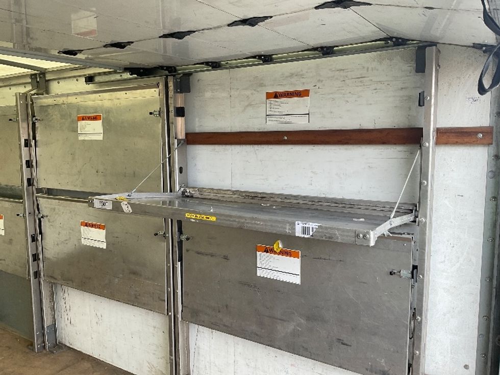 Light Duty Box Truck-Light and Medium Duty Trucks-GMC-2022-Savana G33903-Kent-WA-51,253\n\t\tmiles-$ 32,000 - Image 25