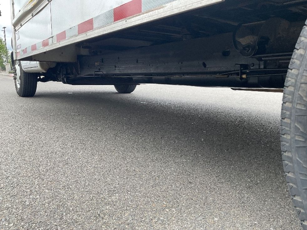Light Duty Box Truck-Light and Medium Duty Trucks-GMC-2022-Savana G33903-Kent-WA-51,253\n\t\tmiles-$ 32,000 - Image 5
