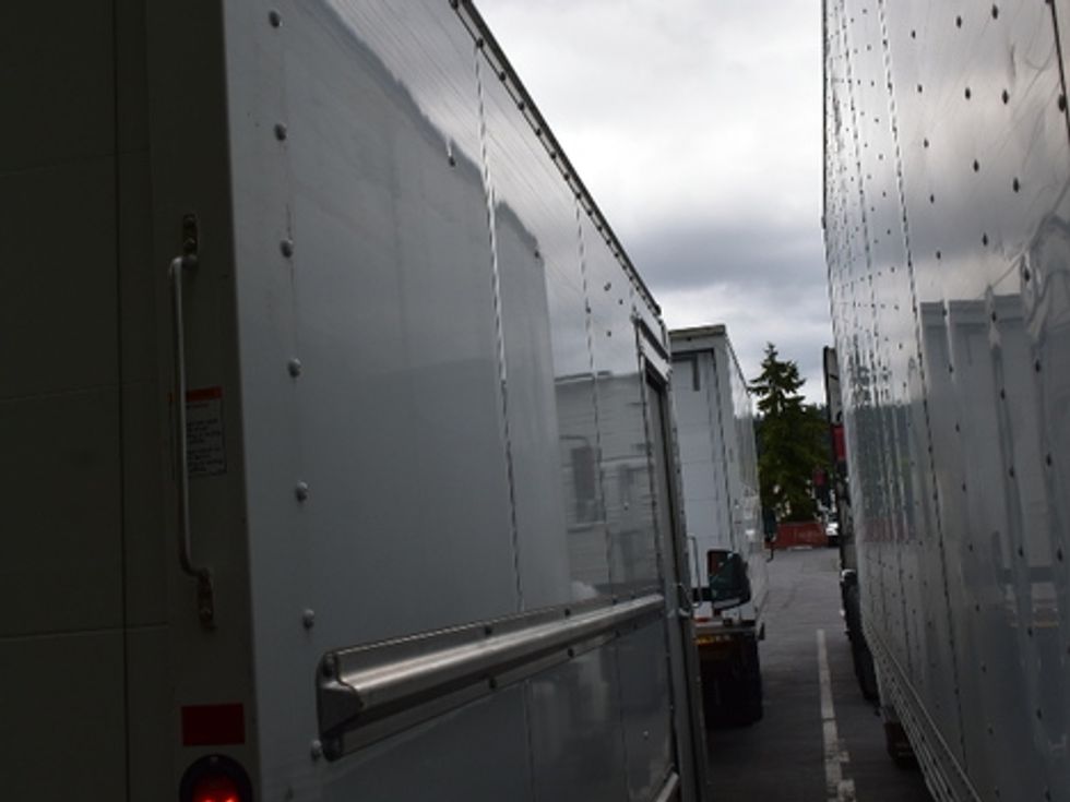 Light Duty Box Truck-Light and Medium Duty Trucks-GMC-2022-Savana G33903-Kent-WA-51,661\n\t\tmiles-$ 34,000 - Image 15