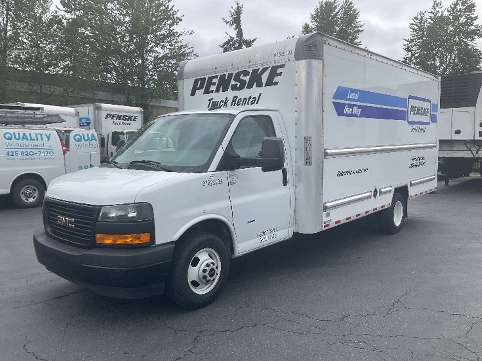 Light Duty Box Truck-Light and Medium Duty Trucks-GMC-2022-Savana G33903-Kent-WA-64,570\n\t\tmiles-$ 33,000 - Image 3