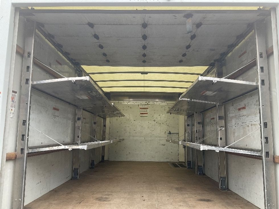 Light Duty Box Truck-Light and Medium Duty Trucks-GMC-2022-Savana G33903-Kent-WA-64,570\n\t\tmiles-$ 33,000 - Image 9
