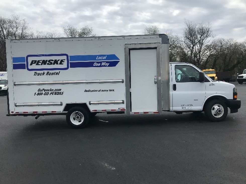 Light Duty Box Truck-Light and Medium Duty Trucks-GMC-2022-Savana G33903-King Of Prussia-PA-28,921\n\t\tmiles-$ 42,500 - Image 15