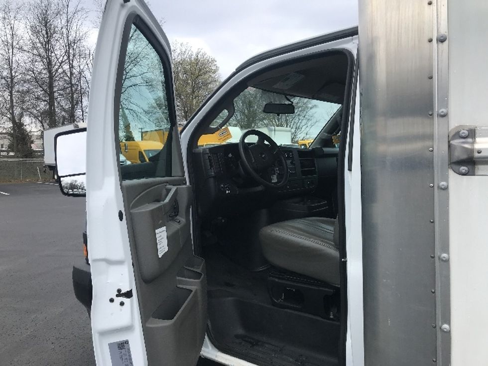 Light Duty Box Truck-Light and Medium Duty Trucks-GMC-2022-Savana G33903-King Of Prussia-PA-28,921\n\t\tmiles-$ 42,500 - Image 16