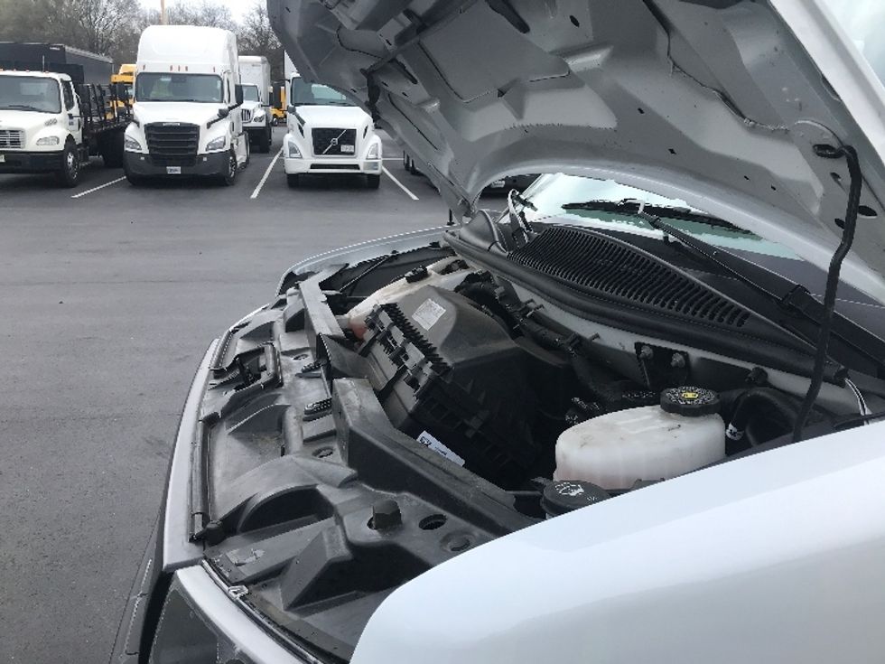 Light Duty Box Truck-Light and Medium Duty Trucks-GMC-2022-Savana G33903-King Of Prussia-PA-28,921\n\t\tmiles-$ 42,500 - Image 24