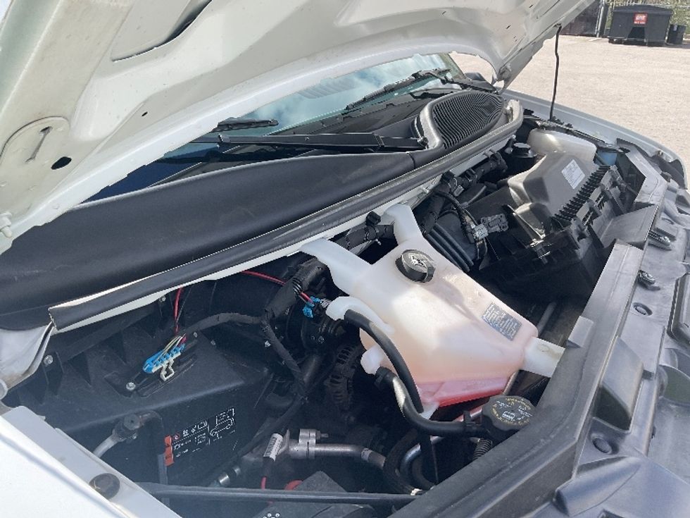 Light Duty Box Truck-Light and Medium Duty Trucks-GMC-2022-Savana G33903-King Of Prussia-PA-29,072\n\t\tmiles-$ 42,500 - Image 23