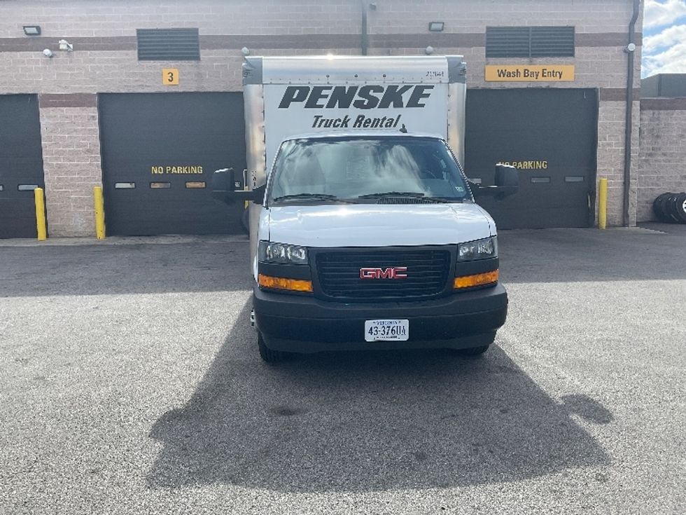 Light Duty Box Truck-Light and Medium Duty Trucks-GMC-2022-Savana G33903-King Of Prussia-PA-31,152\n\t\tmiles-$ 42,250 - Image 2