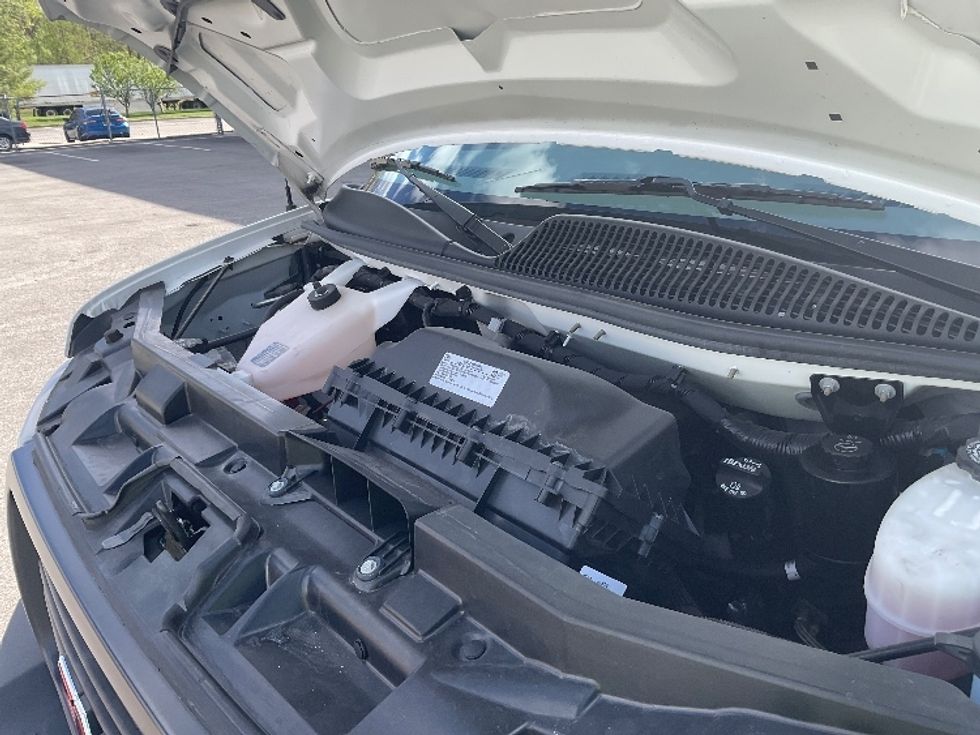 Light Duty Box Truck-Light and Medium Duty Trucks-GMC-2022-Savana G33903-King Of Prussia-PA-31,152\n\t\tmiles-$ 42,250 - Image 24