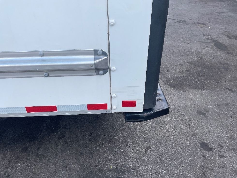 Light Duty Box Truck-Light and Medium Duty Trucks-GMC-2022-Savana G33903-King Of Prussia-PA-31,152\n\t\tmiles-$ 42,250 - Image 27