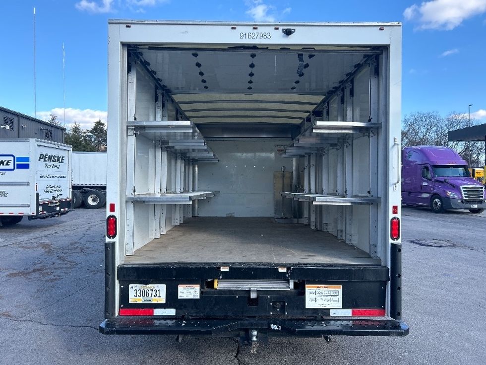 Light Duty Box Truck-Light and Medium Duty Trucks-GMC-2022-Savana G33903-Knoxville-TN-24,180\n\t\tmiles-$ 51,500 - Image 8