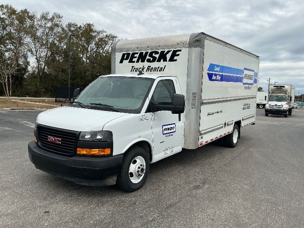 Light Duty Box Truck-Light and Medium Duty Trucks-GMC-2022-Savana G33903-Knoxville-TN-48,028\n\t\tmiles-$ 45,500 - Image 3