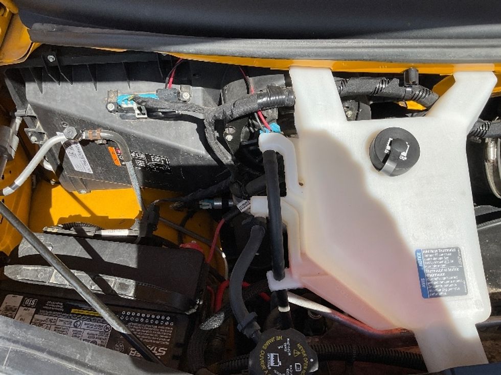 Light Duty Box Truck-Light and Medium Duty Trucks-GMC-2022-Savana G33903-La Mirada-CA-101,879\n\t\tmiles-$ 29,250 - Image 23