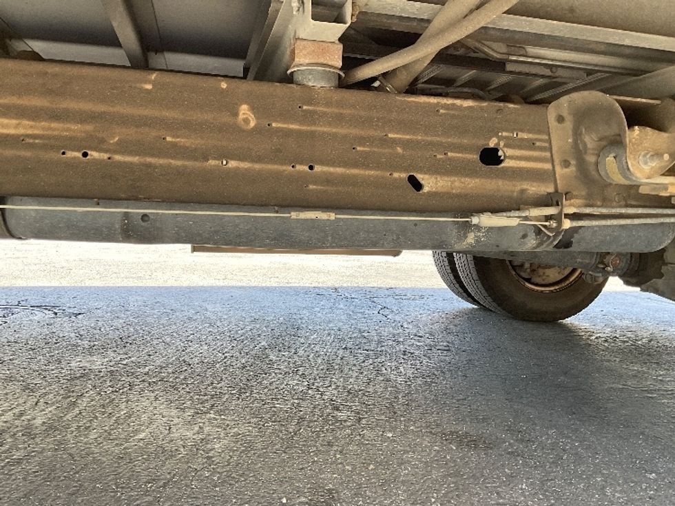 Light Duty Box Truck-Light and Medium Duty Trucks-GMC-2022-Savana G33903-La Mirada-CA-101,879\n\t\tmiles-$ 29,250 - Image 5