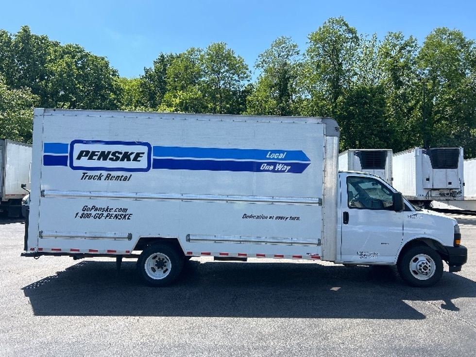 Light Duty Box Truck-Light and Medium Duty Trucks-GMC-2022-Savana G33903-La Porte-IN-104,888\n\t\tmiles-$ 30,000 - Image 15