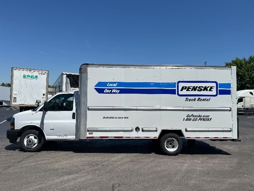 Light Duty Box Truck-Light and Medium Duty Trucks-GMC-2022-Savana G33903-La Porte-IN-104,888\n\t\tmiles-$ 30,000 - Image 4