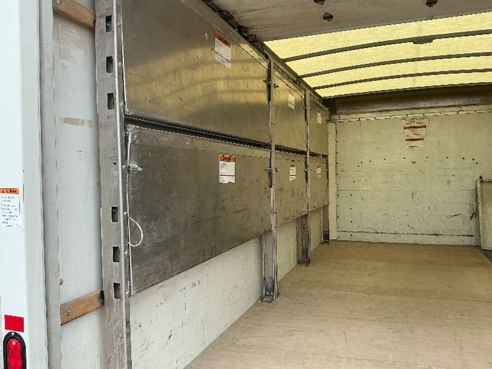 Light Duty Box Truck-Light and Medium Duty Trucks-GMC-2022-Savana G33903-La Porte-IN-71,802\n\t\tmiles-$ 37,250 - Image 11