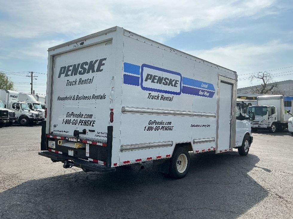Light Duty Box Truck-Light and Medium Duty Trucks-GMC-2022-Savana G33903-La Porte-IN-71,802\n\t\tmiles-$ 37,250 - Image 13