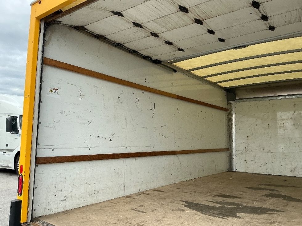 Light Duty Box Truck-Light and Medium Duty Trucks-GMC-2022-Savana G33903-La Porte-IN-82,526\n\t\tmiles-$ 28,000 - Image 11