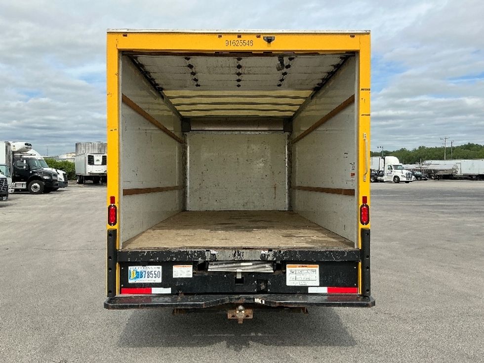 Light Duty Box Truck-Light and Medium Duty Trucks-GMC-2022-Savana G33903-La Porte-IN-82,526\n\t\tmiles-$ 28,000 - Image 8