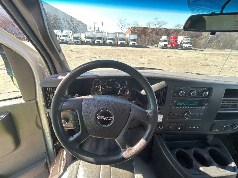 Light Duty Box Truck-Light and Medium Duty Trucks-GMC-2022-Savana G33903-La Porte-IN-85,949\n\t\tmiles-$ 36,500 - Image 18