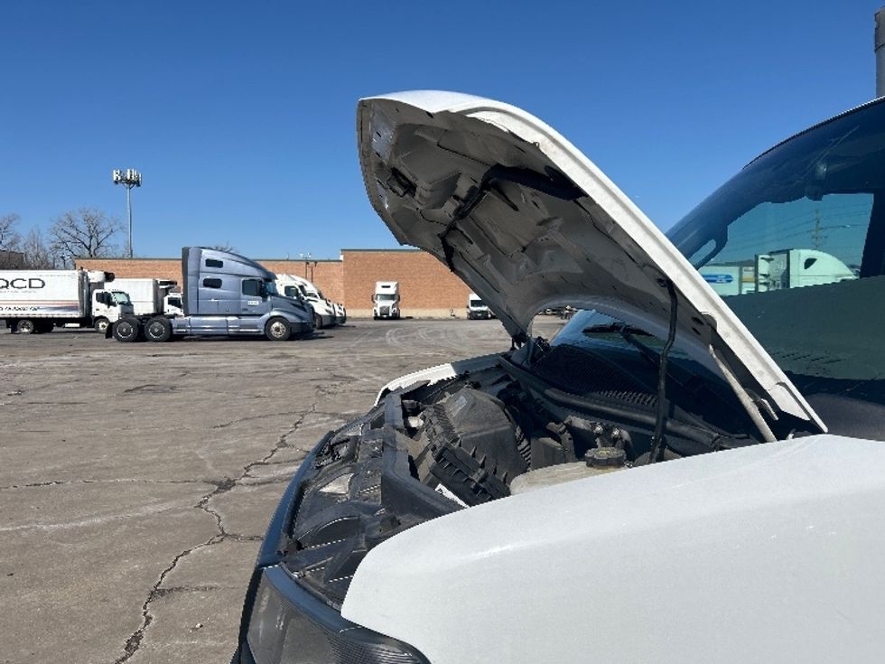 Light Duty Box Truck-Light and Medium Duty Trucks-GMC-2022-Savana G33903-La Porte-IN-85,949\n\t\tmiles-$ 36,500 - Image 24