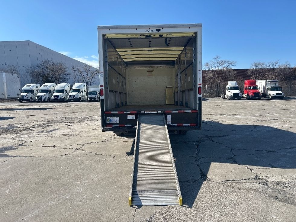 Light Duty Box Truck-Light and Medium Duty Trucks-GMC-2022-Savana G33903-La Porte-IN-85,949\n\t\tmiles-$ 36,500 - Image 9