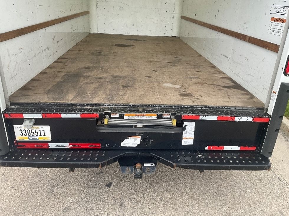 Light Duty Box Truck-Light and Medium Duty Trucks-GMC-2022-Savana G33903-La Porte-IN-92,795\n\t\tmiles-$ 30,250 - Image 10