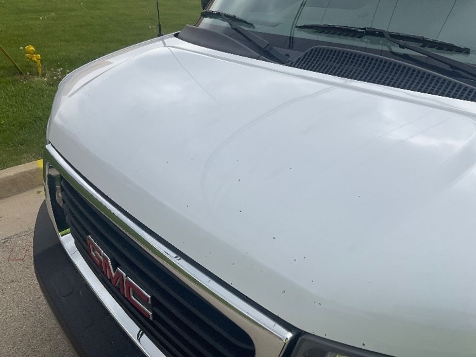 Light Duty Box Truck-Light and Medium Duty Trucks-GMC-2022-Savana G33903-La Porte-IN-92,795\n\t\tmiles-$ 30,250 - Image 24