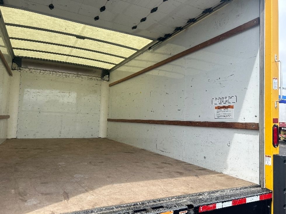 Light Duty Box Truck-Light and Medium Duty Trucks-GMC-2022-Savana G33903-La Porte-IN-99,691\n\t\tmiles-$ 27,500 - Image 11