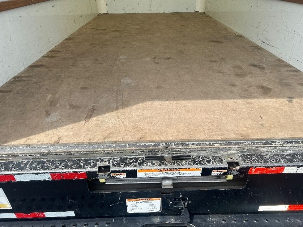 Light Duty Box Truck-Light and Medium Duty Trucks-GMC-2022-Savana G33903-La Porte-IN-99,691\n\t\tmiles-$ 27,500 - Image 9