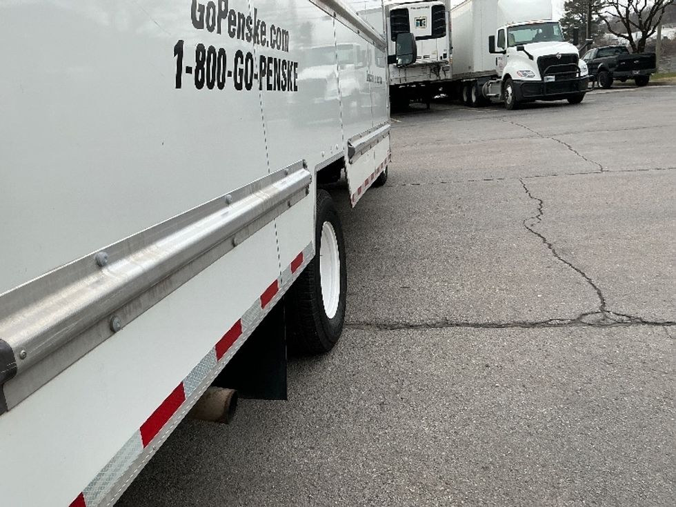 Light Duty Box Truck-Light and Medium Duty Trucks-GMC-2022-Savana G33903-La Vergne-TN-92,098\n\t\tmiles-$ 34,250 - Image 13
