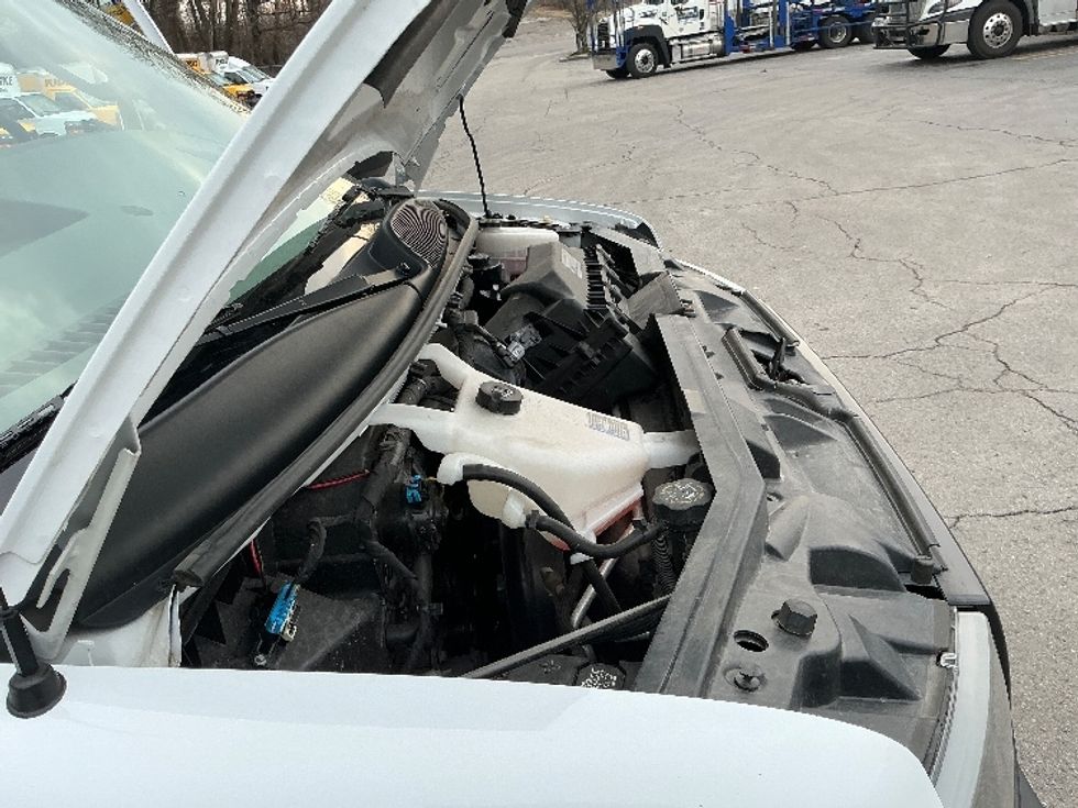 Light Duty Box Truck-Light and Medium Duty Trucks-GMC-2022-Savana G33903-La Vergne-TN-92,098\n\t\tmiles-$ 34,250 - Image 22