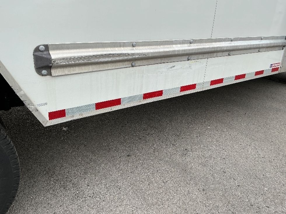 Light Duty Box Truck-Light and Medium Duty Trucks-GMC-2022-Savana G33903-La Vergne-TN-92,098\n\t\tmiles-$ 34,250 - Image 24
