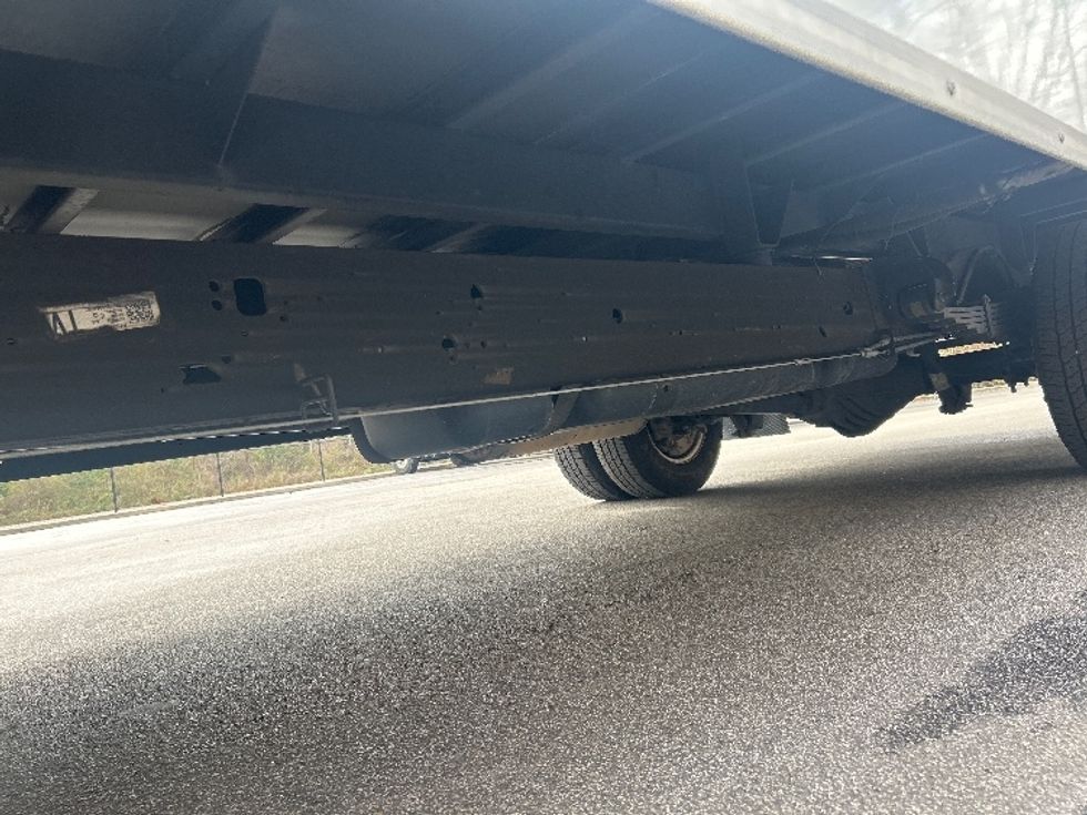 Light Duty Box Truck-Light and Medium Duty Trucks-GMC-2022-Savana G33903-Ladson-SC-48,230\n\t\tmiles-$ 40,000 - Image 5