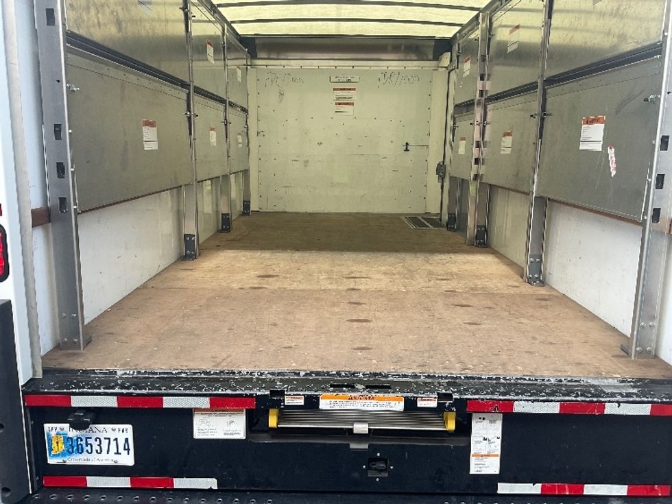 Light Duty Box Truck-Light and Medium Duty Trucks-GMC-2022-Savana G33903-Ladson-SC-51,529\n\t\tmiles-$ 32,000 - Image 10