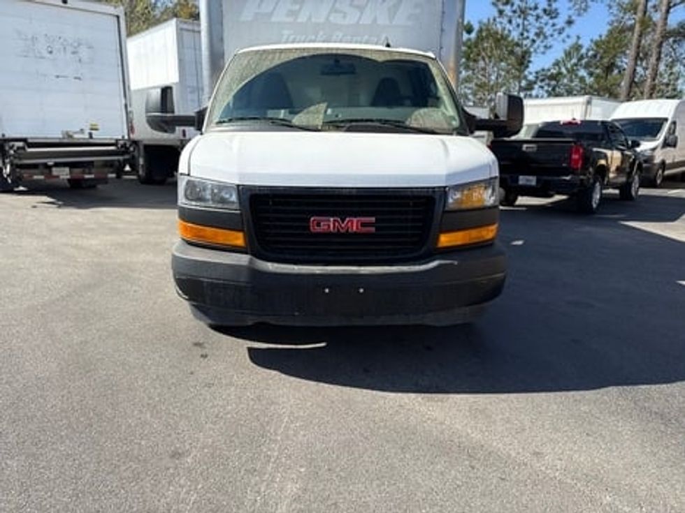 Light Duty Box Truck-Light and Medium Duty Trucks-GMC-2022-Savana G33903-Ladson-SC-51,529\n\t\tmiles-$ 32,000 - Image 15