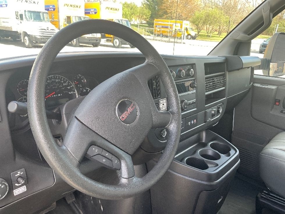 Light Duty Box Truck-Light and Medium Duty Trucks-GMC-2022-Savana G33903-Ladson-SC-51,529\n\t\tmiles-$ 32,000 - Image 18