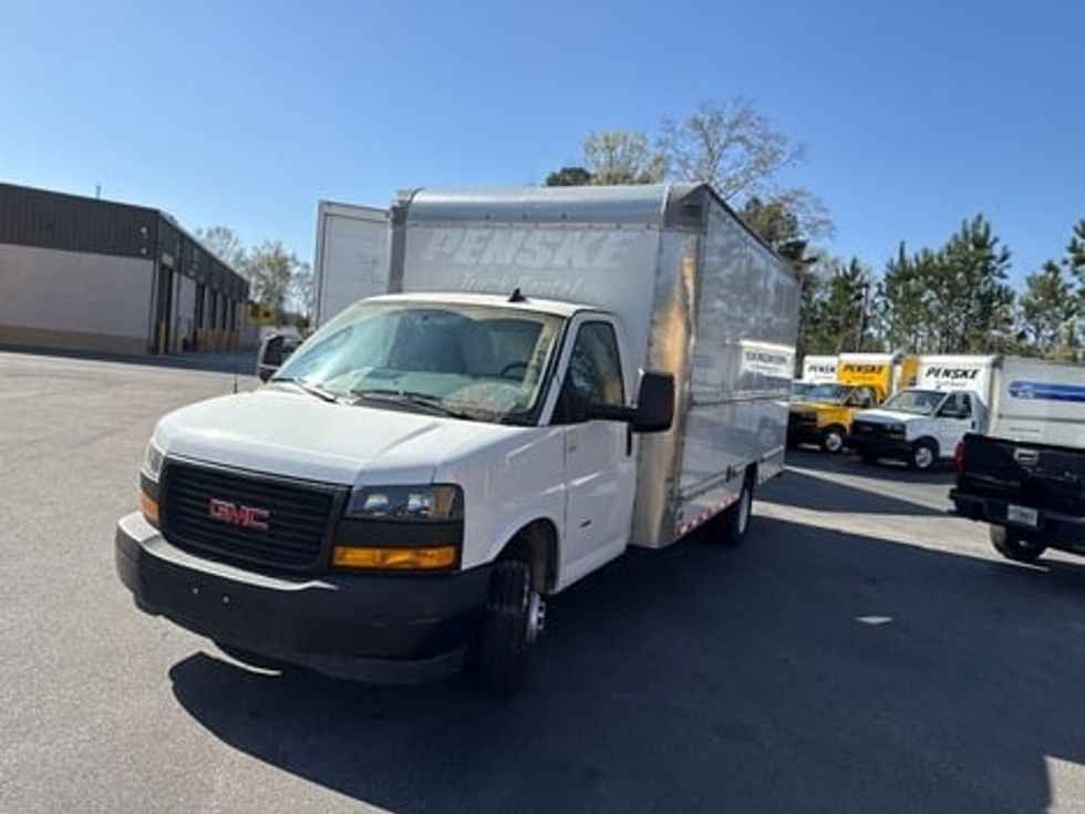Light Duty Box Truck-Light and Medium Duty Trucks-GMC-2022-Savana G33903-Ladson-SC-51,529\n\t\tmiles-$ 32,000 - Image 2