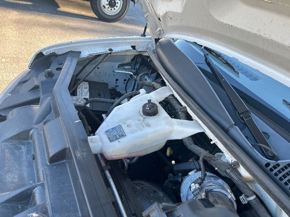 Light Duty Box Truck-Light and Medium Duty Trucks-GMC-2022-Savana G33903-Ladson-SC-63,064\n\t\tmiles-$ 38,250 - Image 23