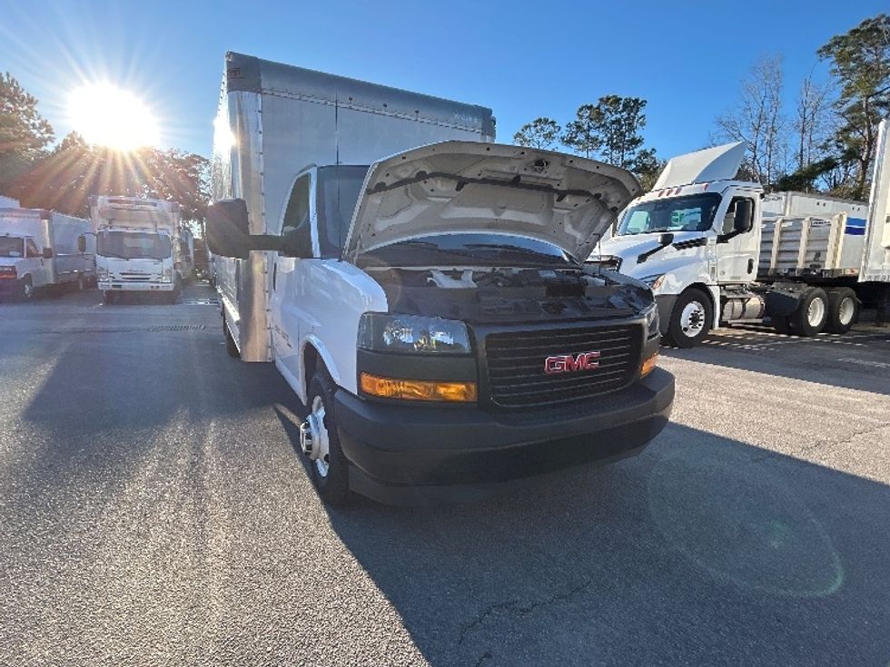 Light Duty Box Truck-Light and Medium Duty Trucks-GMC-2022-Savana G33903-Ladson-SC-63,064\n\t\tmiles-$ 38,250 - Image 32