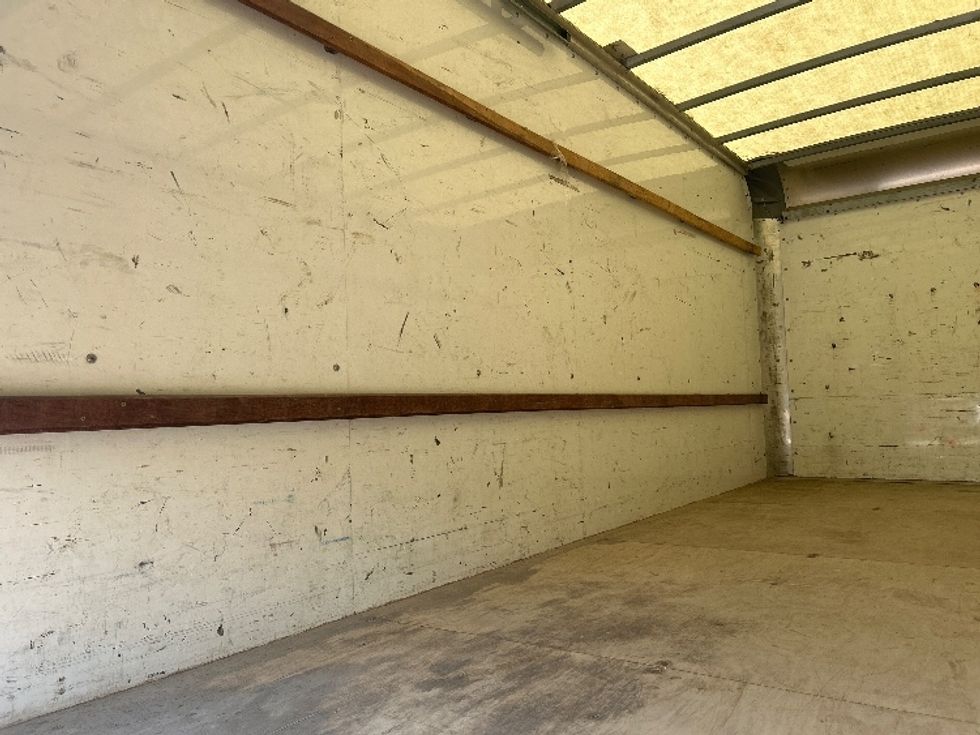 Light Duty Box Truck-Light and Medium Duty Trucks-GMC-2022-Savana G33903-Lafayette-LA-132,182\n\t\tmiles-$ 22,000 - Image 8