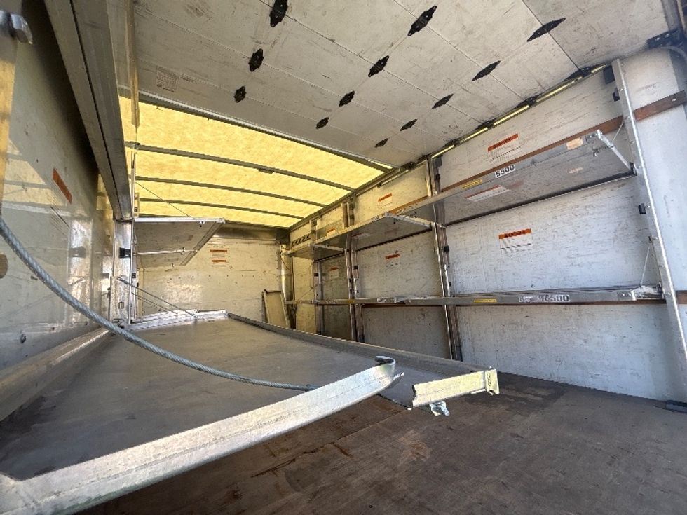 Light Duty Box Truck-Light and Medium Duty Trucks-GMC-2022-Savana G33903-Lafayette-LA-50,770\n\t\tmiles-$ 40,250 - Image 12