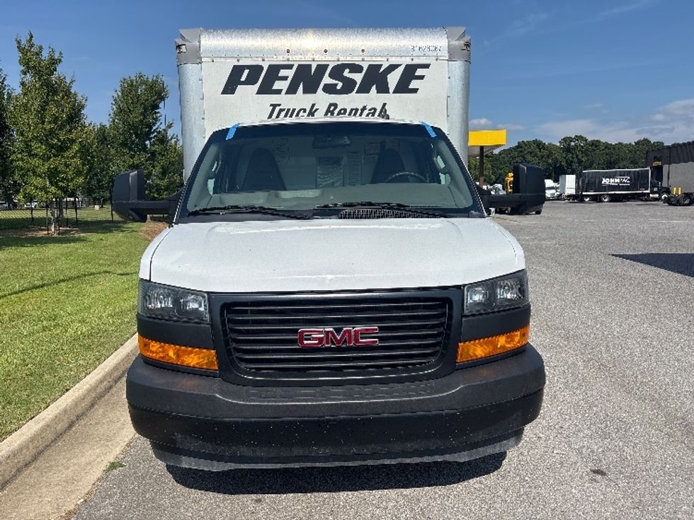 Light Duty Box Truck-Light and Medium Duty Trucks-GMC-2022-Savana G33903-Lafayette-LA-50,770\n\t\tmiles-$ 40,250 - Image 2