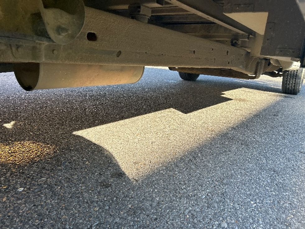 Light Duty Box Truck-Light and Medium Duty Trucks-GMC-2022-Savana G33903-Lafayette-LA-50,779\n\t\tmiles-$ 41,250 - Image 14