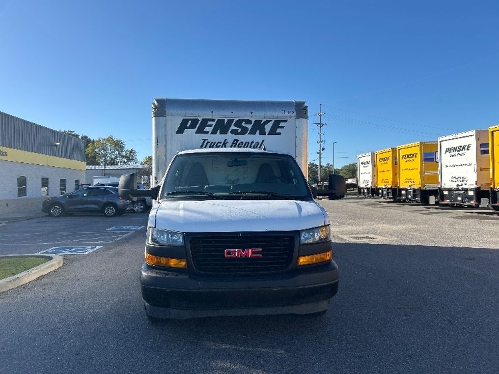 Light Duty Box Truck-Light and Medium Duty Trucks-GMC-2022-Savana G33903-Lafayette-LA-50,779\n\t\tmiles-$ 41,250 - Image 2