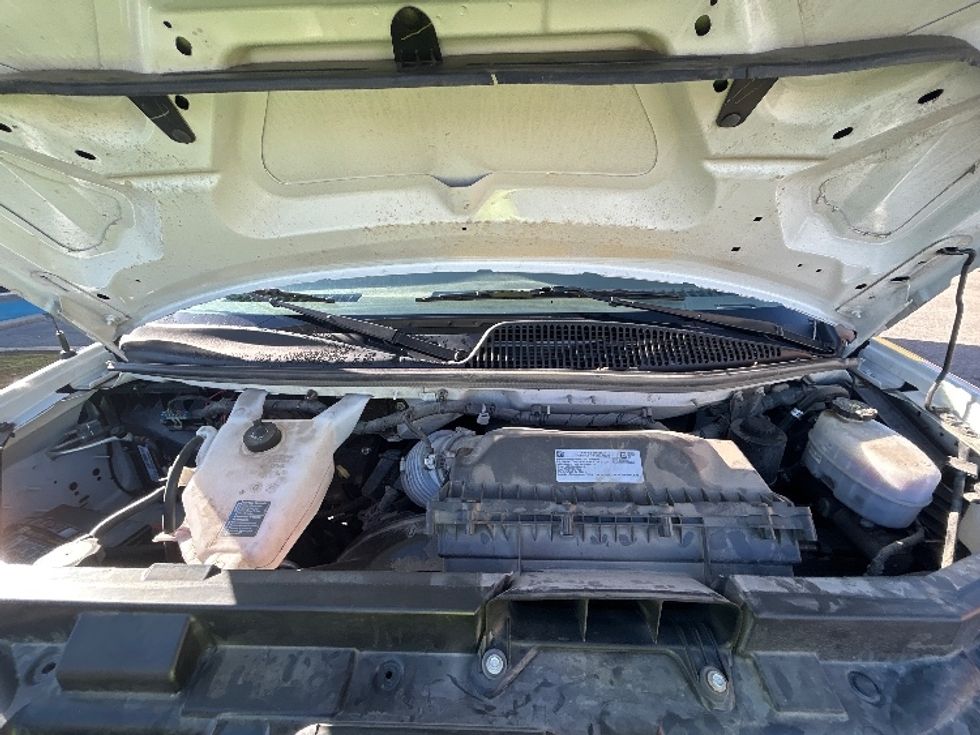 Light Duty Box Truck-Light and Medium Duty Trucks-GMC-2022-Savana G33903-Lafayette-LA-50,779\n\t\tmiles-$ 41,250 - Image 23