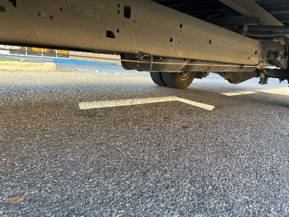 Light Duty Box Truck-Light and Medium Duty Trucks-GMC-2022-Savana G33903-Lafayette-LA-50,779\n\t\tmiles-$ 41,250 - Image 5