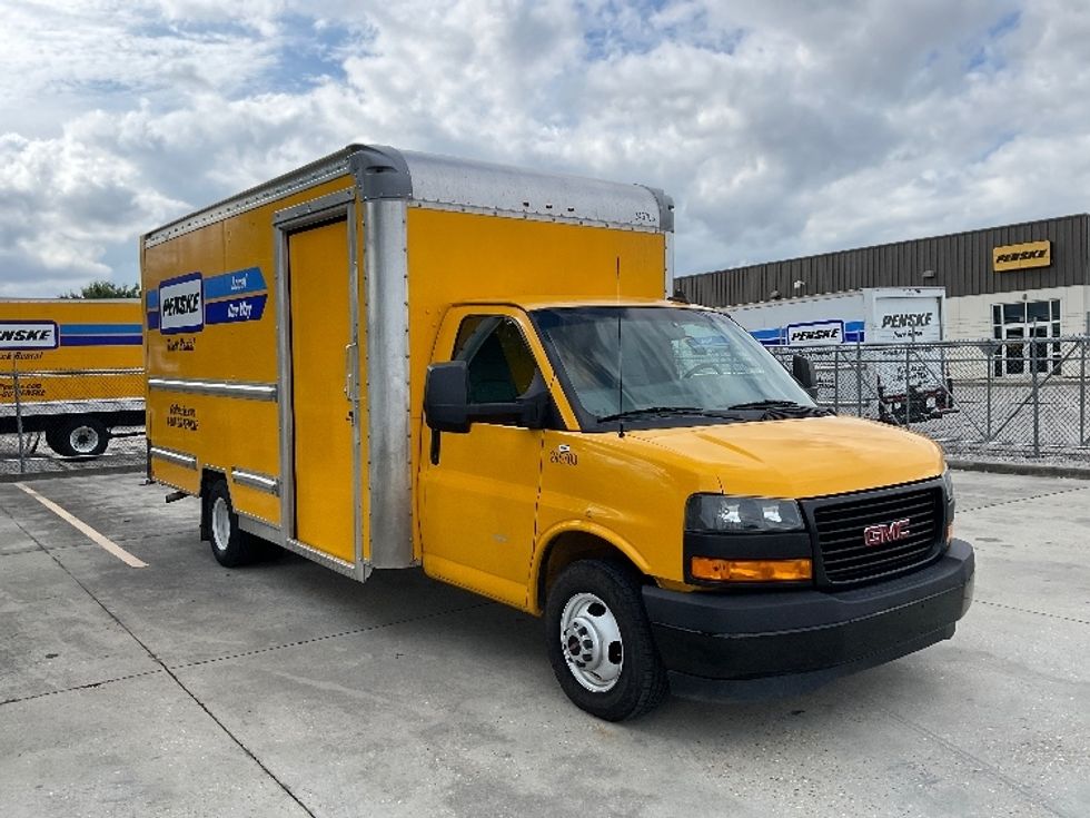 Light Duty Box Truck-Light and Medium Duty Trucks-GMC-2022-Savana G33903-Lafayette-LA-69,624\n\t\tmiles-$ 35,500 - Image 1