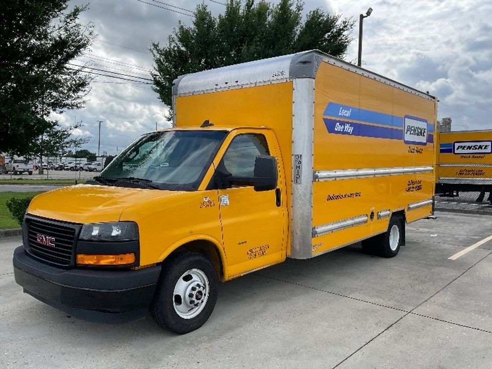 Light Duty Box Truck-Light and Medium Duty Trucks-GMC-2022-Savana G33903-Lafayette-LA-69,624\n\t\tmiles-$ 35,500 - Image 3