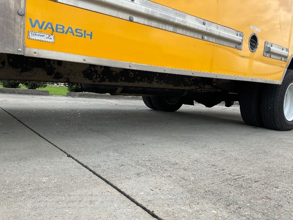 Light Duty Box Truck-Light and Medium Duty Trucks-GMC-2022-Savana G33903-Lafayette-LA-69,624\n\t\tmiles-$ 35,500 - Image 5